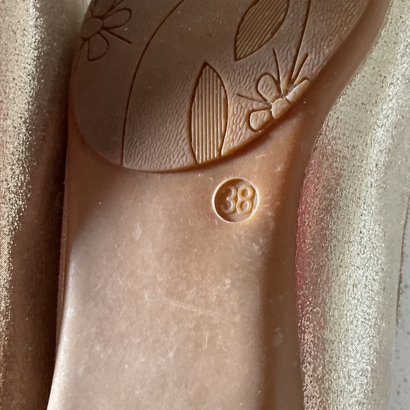 KOZI Loafer Shoes Gold Slip On 38 - Picture 4 of 5